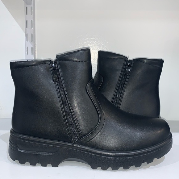 2 SIDED ZIPPER ANKLE BOOTS - Picture 1 of 6